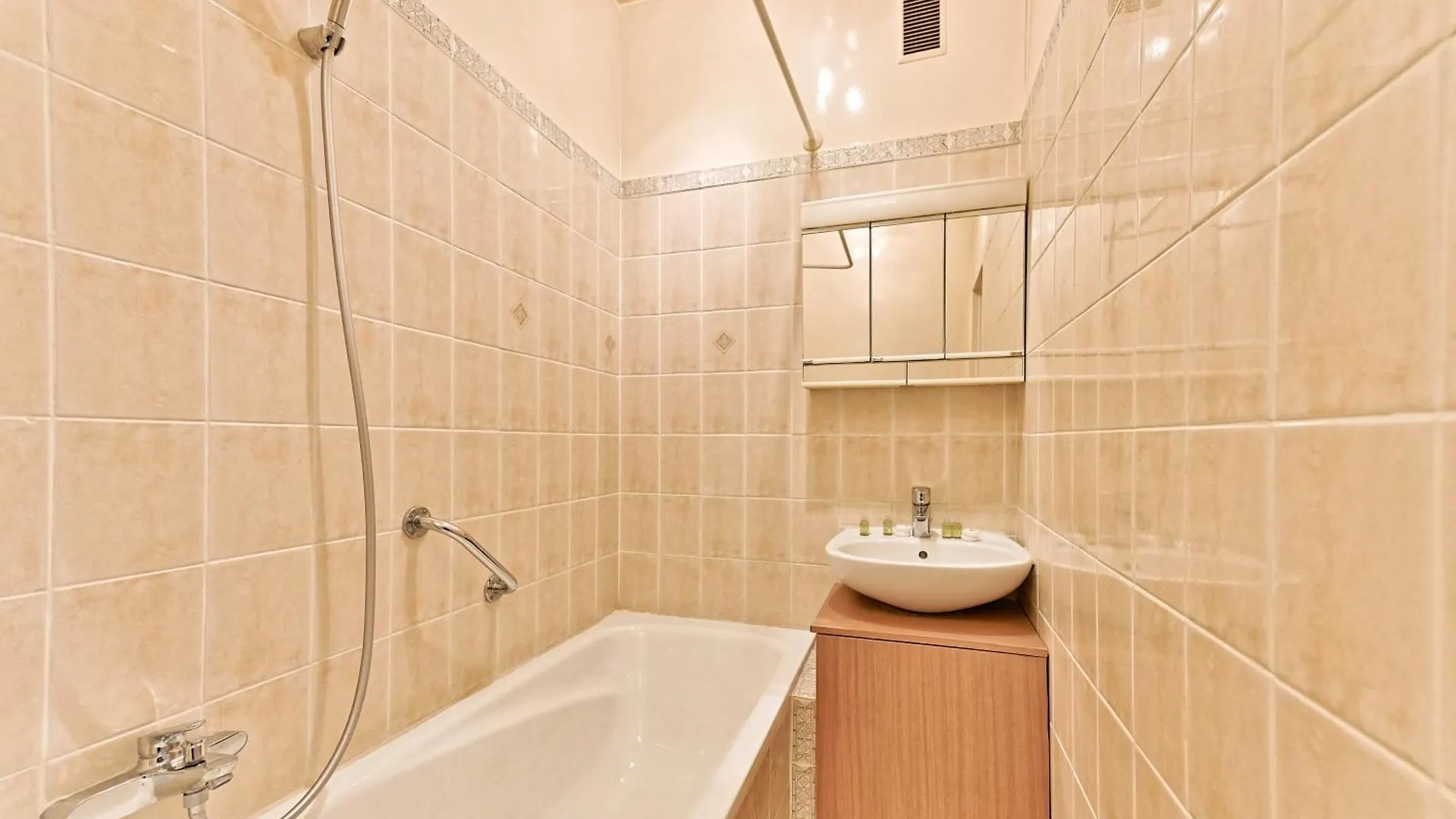 Appartement #Vaugirard Mairie Du 15Eme Paris Apartment